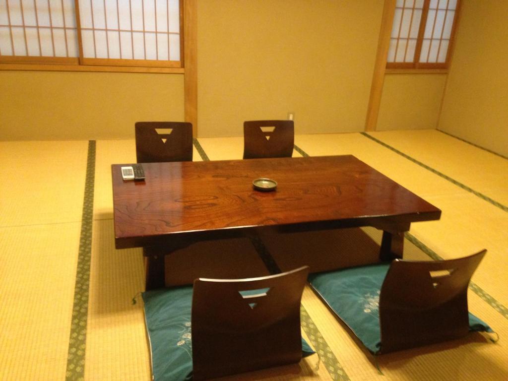 נגנו Chuokan Shimizuya Ryokan חדר תמונה